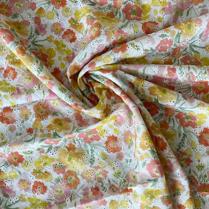 Voile de coton brodé fleur orange et jaune